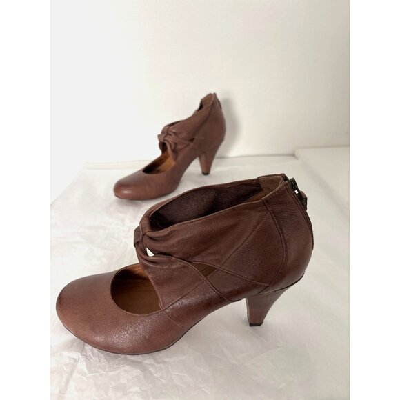 Clarks Shoes - Indigo by Clarks Heels 8 Brown Leather Booties Cutout Knotted Detail Office Chic